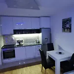 Stan Na Dan, Istocno Sarajevo, 2 Spavace Sobe 아파트 Vranjes