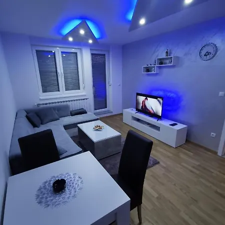 Апартаменты Stan Na Dan, Istocno Sarajevo, 2 Spavace Sobe